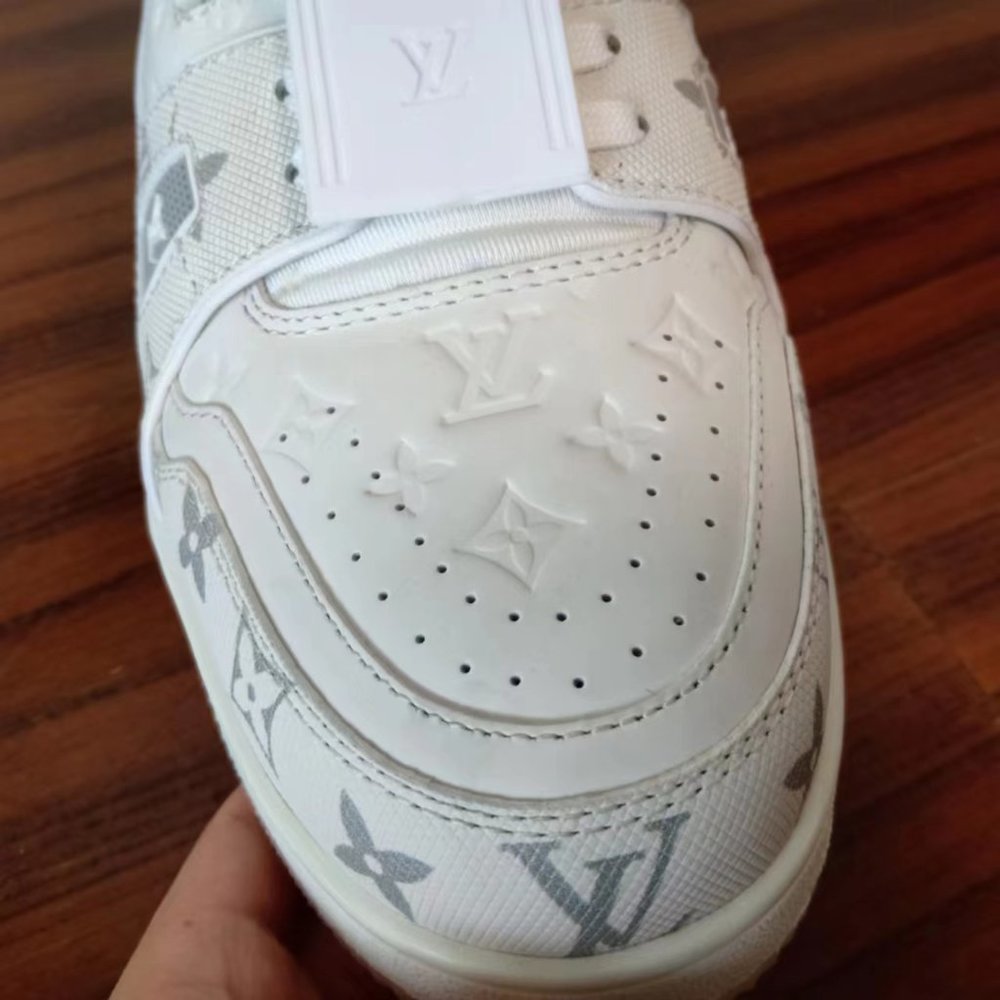 Louis Vuitton LV White Casual Sports Retro Shoes - Picture 10 of 14
